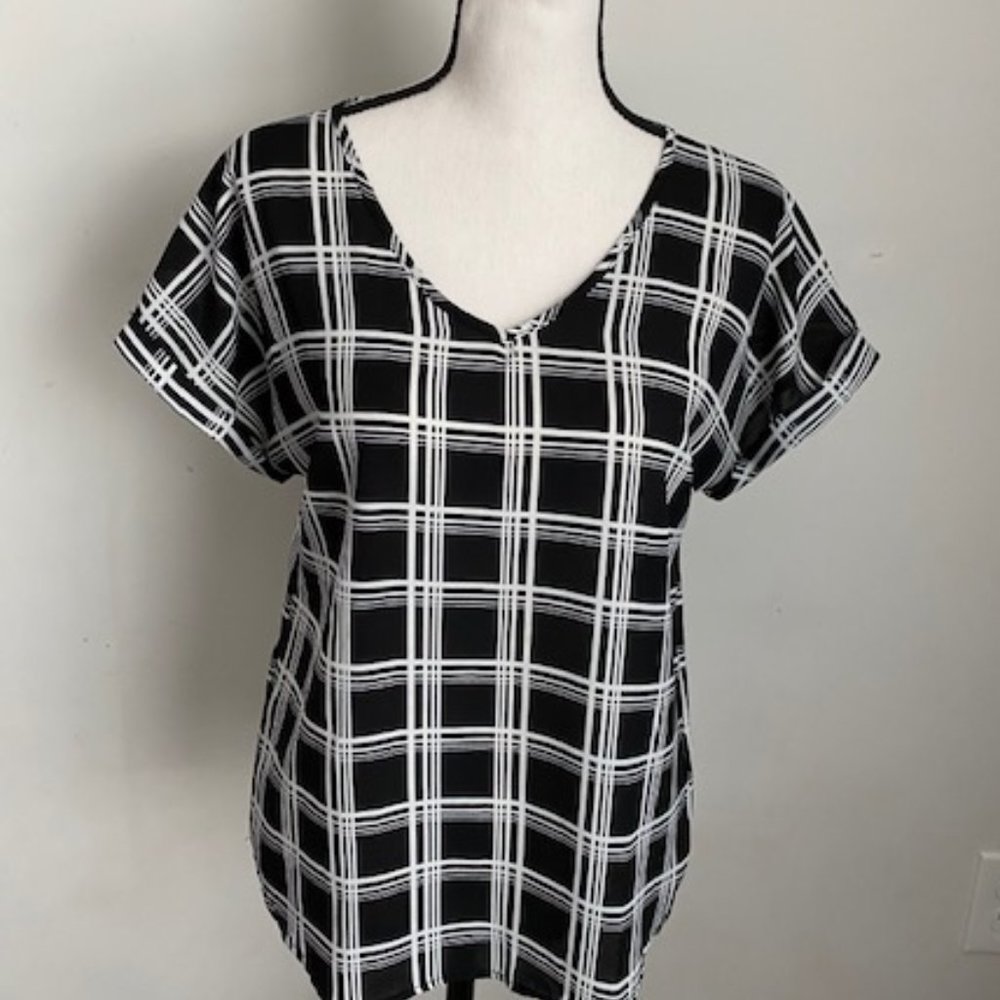 Pink Rose v-neck top